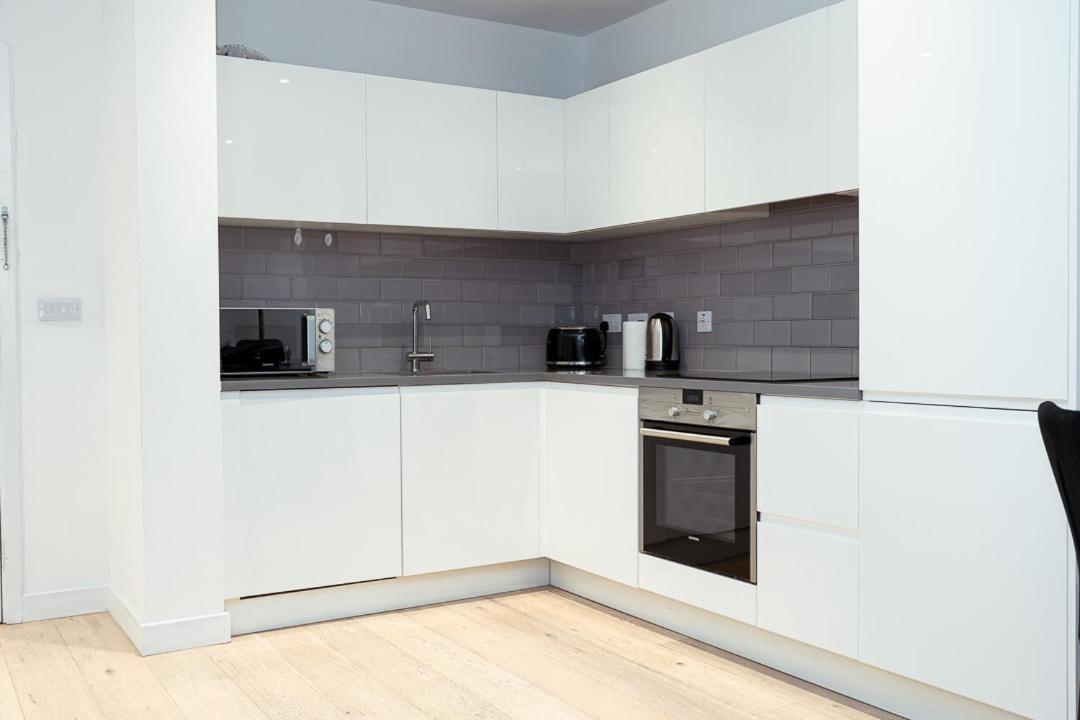 Luxury 1-bedroom Escape Apartment