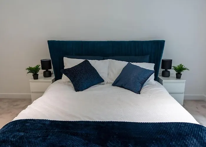 Luxury 1-Bedroom Escape